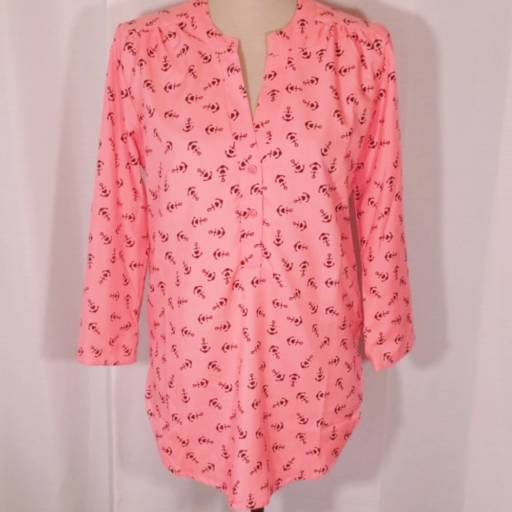 True Rock pink pattern tunic top. Size M